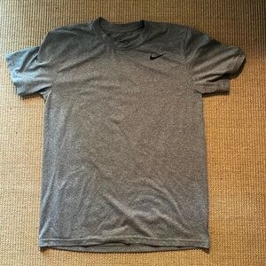 NWOT Nike Dri Fit Men’s tee